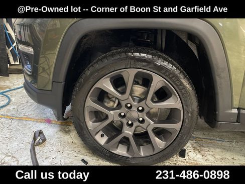 Used 2021 Jeep Compass Latitude AWD/4WD image 11