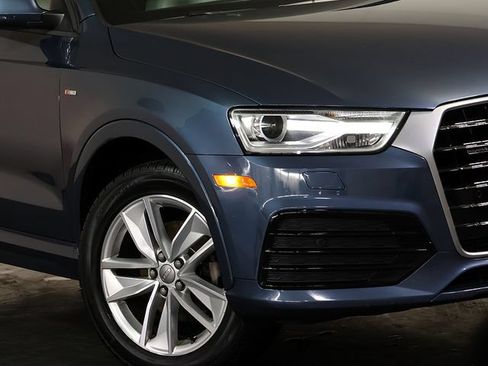 Used 2018 Audi Q3 2.0T Premium w/ Convenience Package AWD/4WD image 8