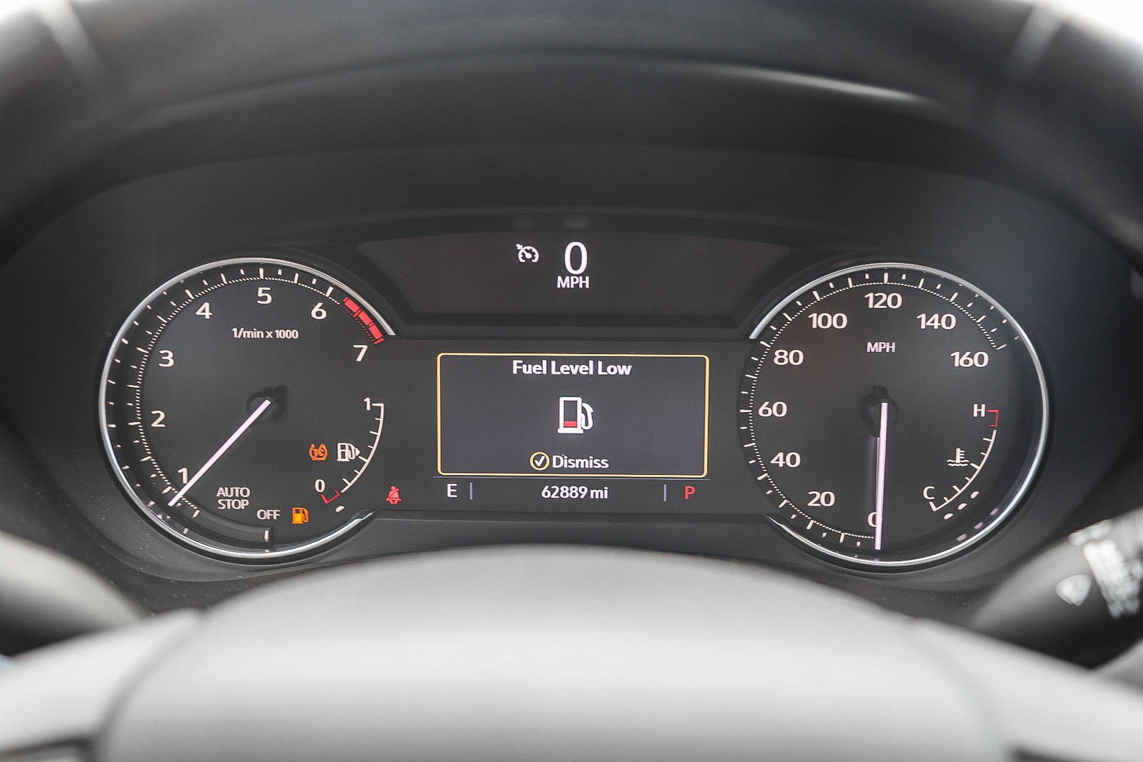 Used 2023 Cadillac XT4 Luxury w/ Cold Weather Package FWD image 22