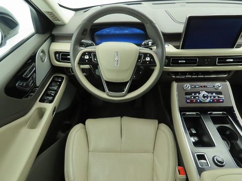 Used 2023 Lincoln Aviator Reserve w/ Equipment Group 201A AWD/4WD image 13