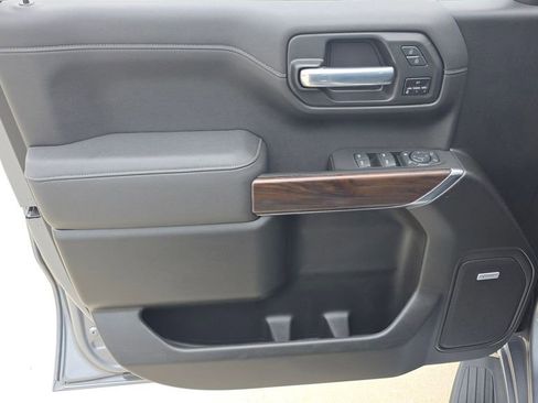 Used 2021 GMC Sierra 1500 SLT w/ SLT Premium Plus Package AWD/4WD image 24