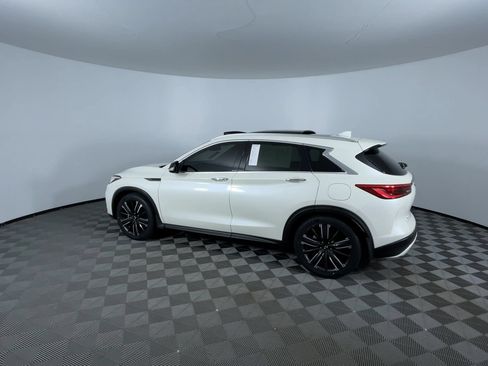 Used 2021 INFINITI QX50 Luxe w/ Appearance Package AWD/4WD image 6
