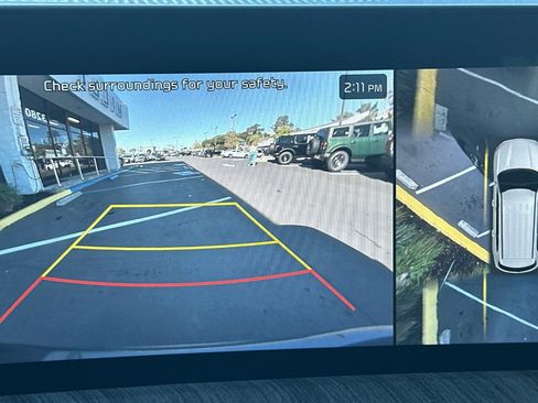 Certified 2024 Kia Telluride SX Prestige w/ Towing Package image 24