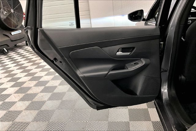 New 2026 Nissan Sentra SV w/ SV Convenience Package FWD image 32