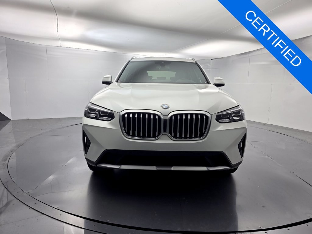 Certified 2024 BMW X3 sDrive30i w/ Premium Package RWD image 2