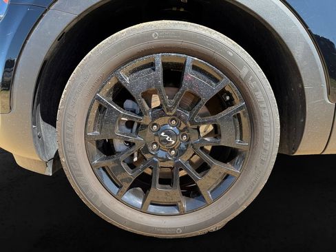 Used 2022 Kia Telluride SX w/ SX Prestige Package AWD/4WD image 12