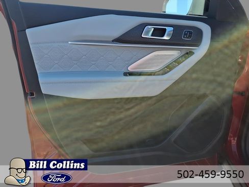 New 2026 Ford Explorer Platinum w/ LUX Leather Package image 16