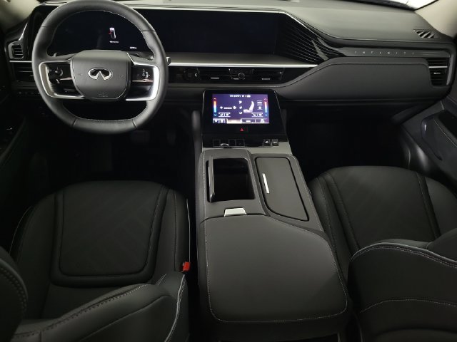 Certified 2026 INFINITI QX80 Luxe RWD image 10