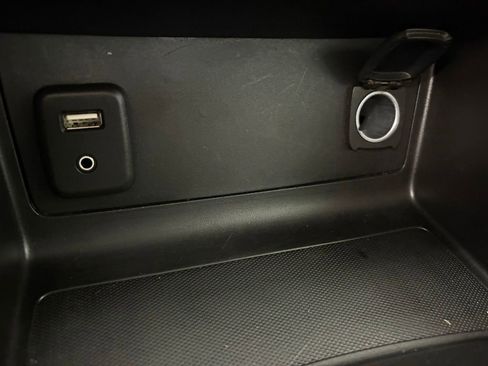 Used 2017 Chevrolet Colorado LT w/ LT Convenience Package RWD image 32