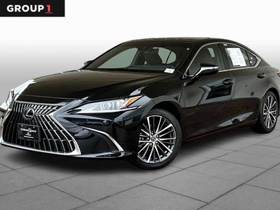 Used 2024 Lexus ES 350 w/ Premium Package