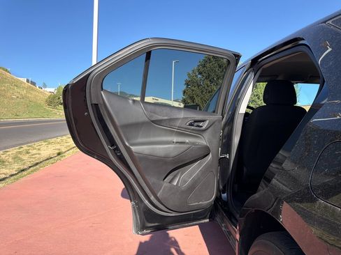 Used 2024 Chevrolet Equinox LT AWD/4WD image 20