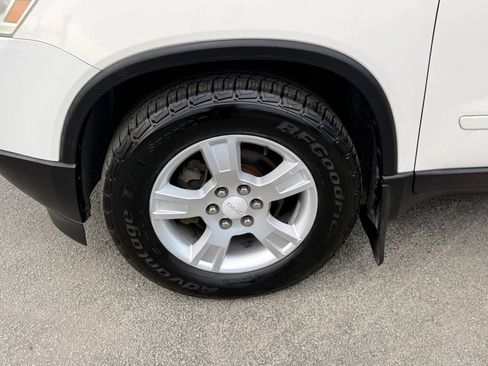 Used 2012 GMC Acadia SLE FWD image 36