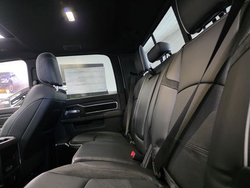 New 2026 RAM 2500 Laramie w/ Night Edition AWD/4WD image 19