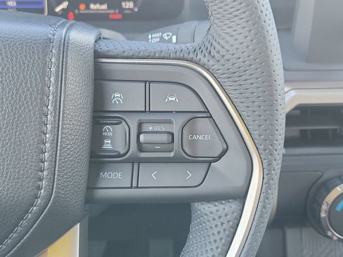 New 2026 Toyota Tacoma TRD Off-Road AWD/4WD image 17