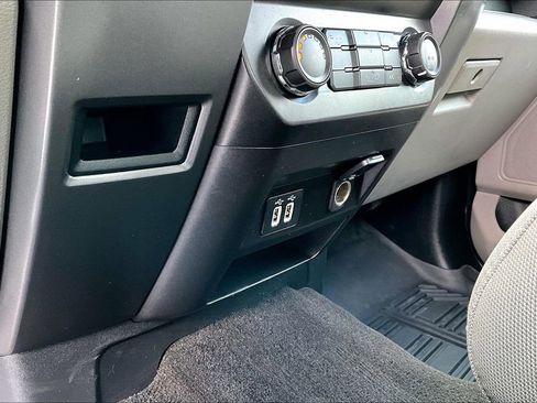 Used 2019 Ford F150 XLT AWD/4WD image 16