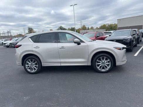 New 2025 MAZDA CX-5 AWD 2.5 S w/ Premium Plus Pkg image 4