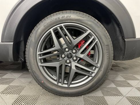 New 2026 Ford Explorer ST-Line w/ ST-Line Street Pack RWD image 10