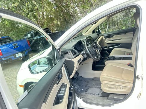 Used 2019 Honda Odyssey EX-L image 10
