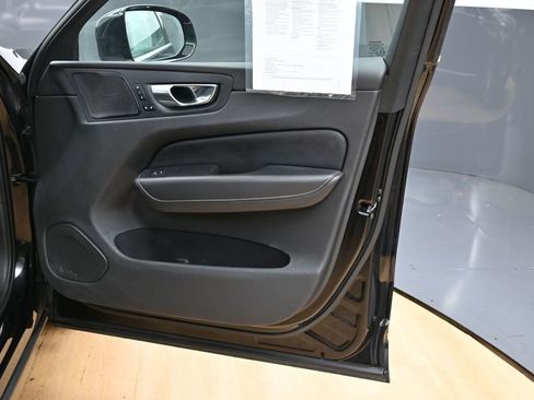 Used 2021 Volvo XC60 T5 Inscription w/ Advanced Package FWD image 34