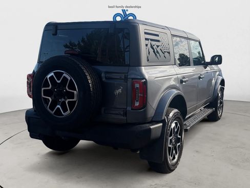 Used 2023 Ford Bronco Outer Banks AWD/4WD image 7