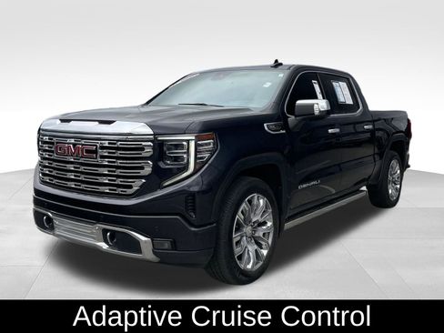 Used 2023 GMC Sierra 1500 Denali w/ Denali Reserve Package AWD/4WD image 5