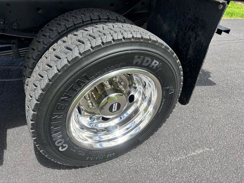 Used 2017 Ford F550 4x4 SuperCab Super Duty image 27