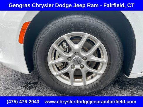 Certified 2024 Chrysler Voyager LX FWD image 12