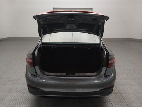 Used 2025 Volkswagen Jetta SE FWD image 29
