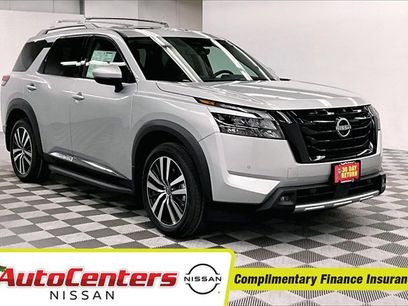 New 2025 Nissan Pathfinder Platinum w/ Lighting Package (N93)