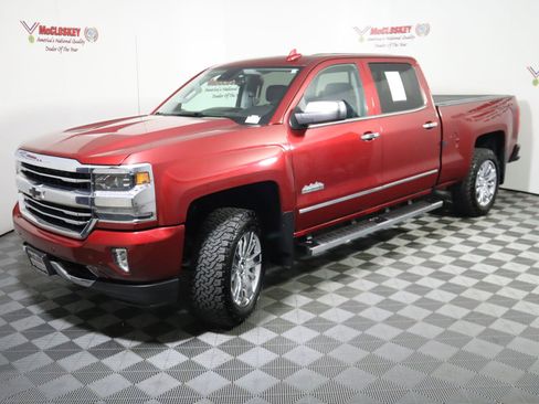 Used 2018 Chevrolet Silverado 1500 High Country AWD/4WD image 17