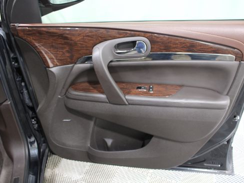 Used 2014 Buick Enclave Leather w/ Trailering Provision Package FWD image 32