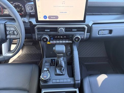 New 2026 Toyota 4Runner Limited AWD/4WD image 16