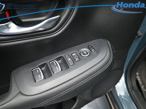 Used 2023 Honda HR-V EX-L image 12