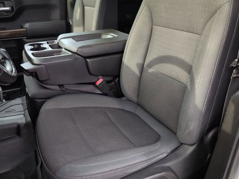 Used 2019 Chevrolet Silverado 1500 LT w/ All-Star Edition image 17