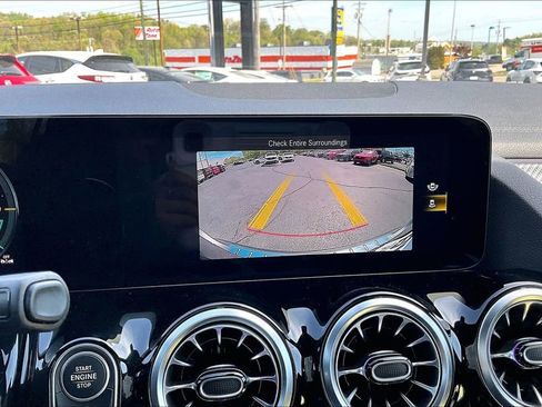 Used 2023 Mercedes-Benz GLA 35 AMG 4MATIC image 21