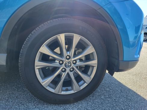Used 2016 Toyota RAV4 Limited image 7