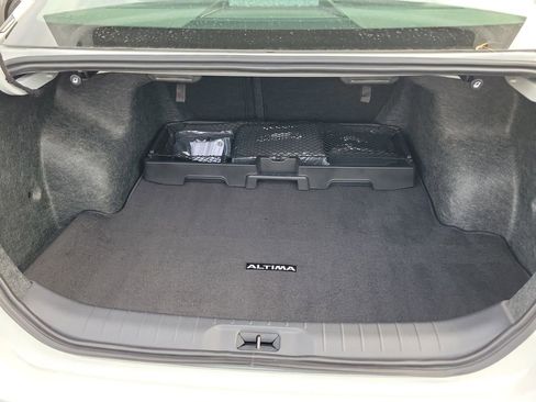 New 2025 Nissan Altima 2.5 SV image 13