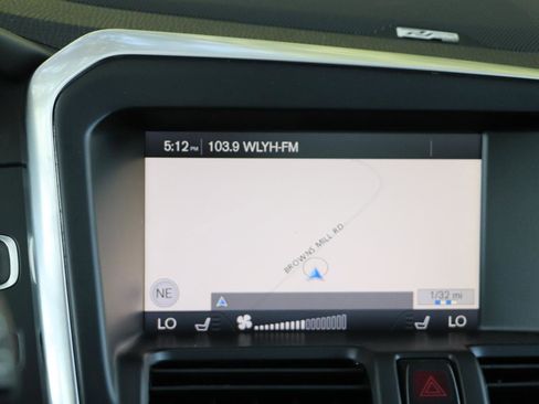 Used 2015 Volvo XC60 T6 R-Design Platinum AWD/4WD image 17