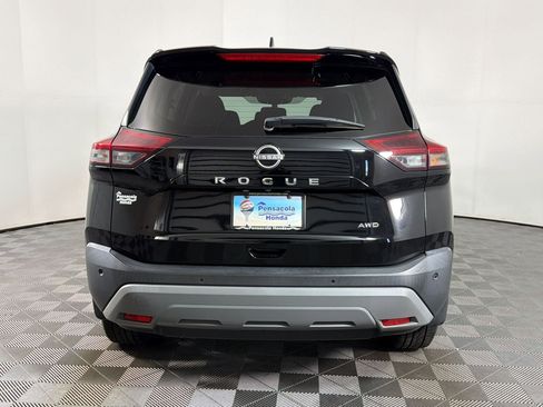Used 2023 Nissan Rogue S AWD/4WD image 8