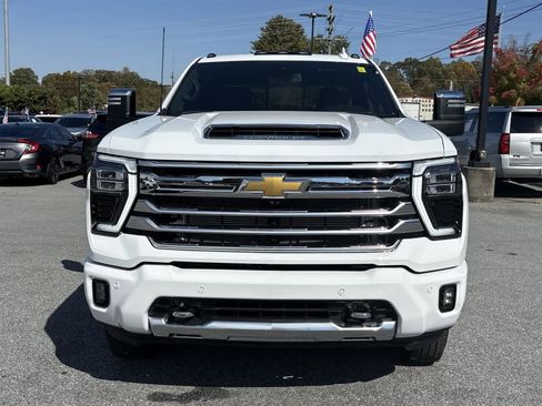 New 2026 Chevrolet Silverado 3500 High Country AWD/4WD image 3