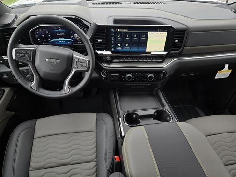 New 2026 Chevrolet Silverado 2500 ZR2 AWD/4WD image 21