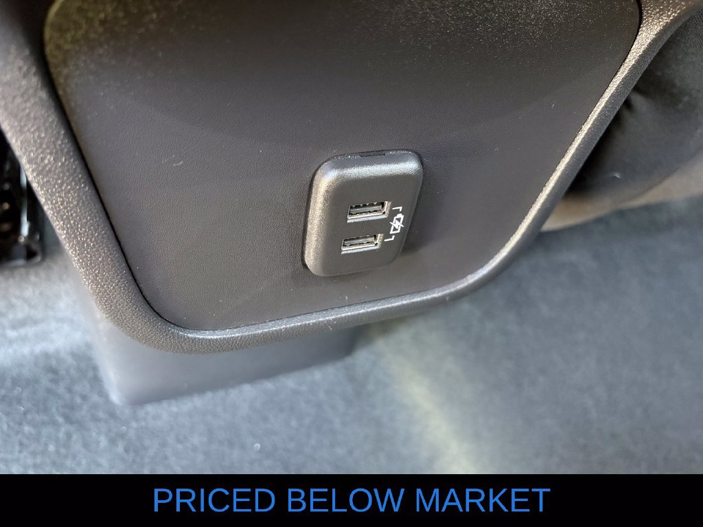 Used 2024 Chevrolet Equinox LT FWD image 8