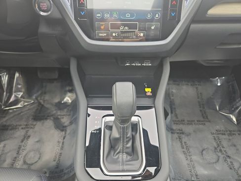 Certified 2025 Subaru Forester Limited AWD/4WD image 11