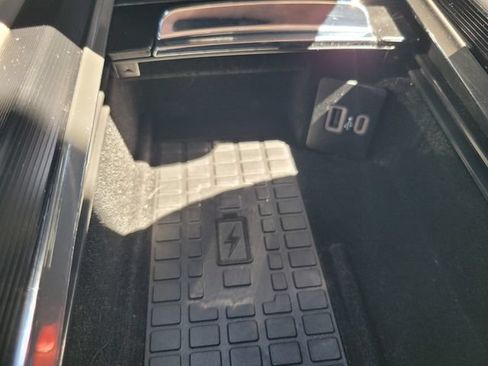 Used 2025 Lincoln Corsair FWD w/ Equipment Group 101A image 24
