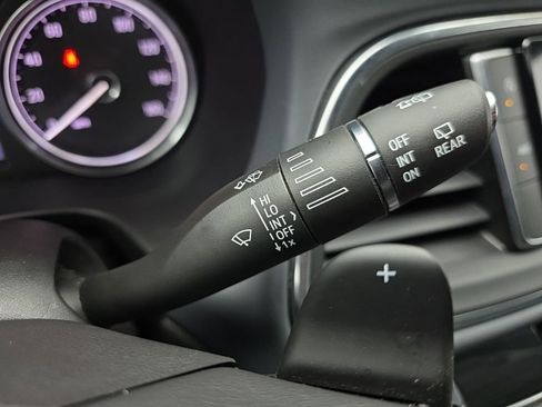 Certified 2023 Buick Enclave Essence image 24