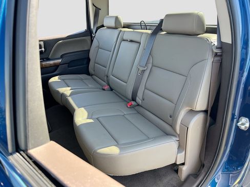 Used 2017 GMC Sierra 1500 SLT w/ SLT Premium Package RWD image 25