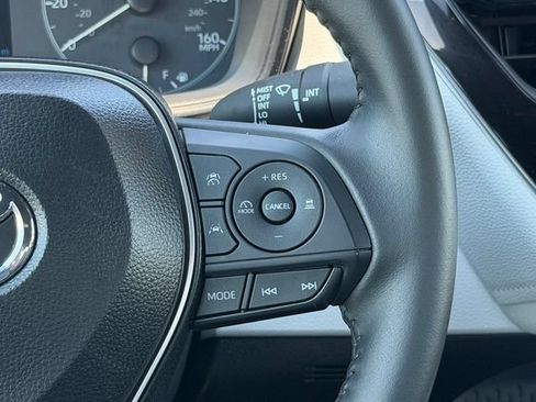 Used 2025 Toyota Corolla SE FWD image 28