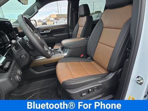 New 2026 Chevrolet Silverado 1500 High Country AWD/4WD image 19