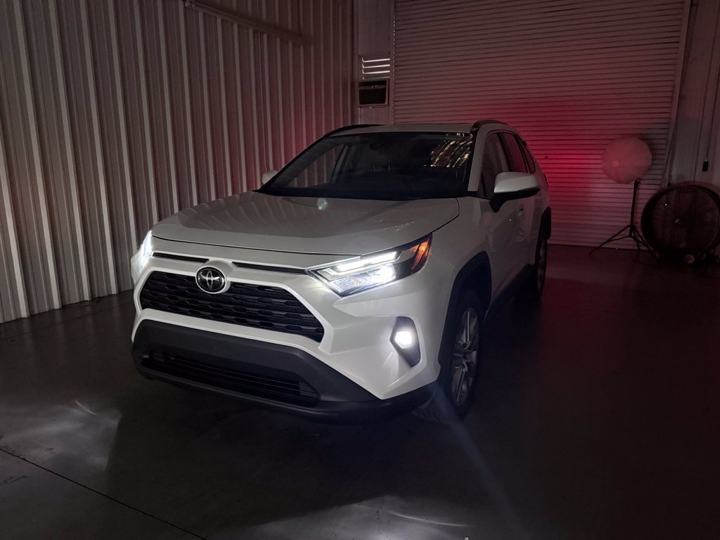 Used 2023 Toyota RAV4 XLE Premium FWD image 8