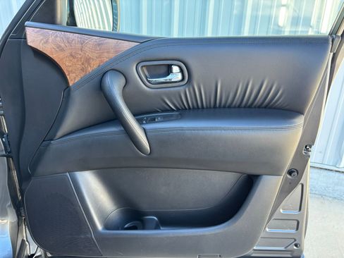 Used 2023 Nissan Armada SL image 37